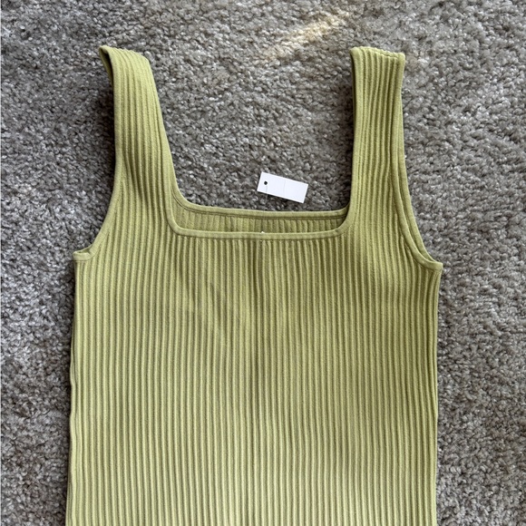 Madewell ottoman sweater tank in blanched olive green NWT small - Picture 2 of 4